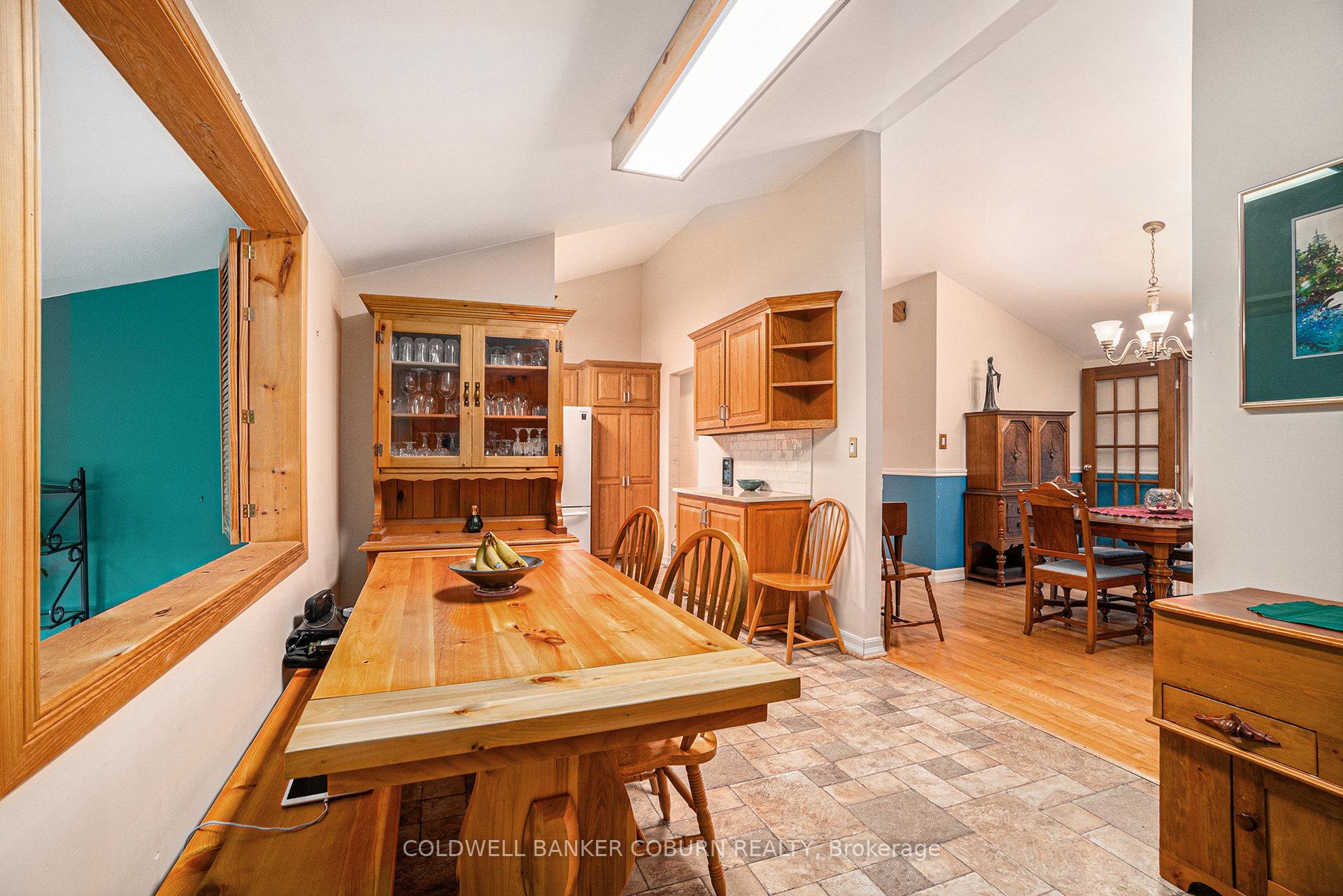 Photo 4 of 1025 Hyndman Road, Edwardsburgh/Cardinal, Edwardsburgh/Cardinal Twp — HOMEH