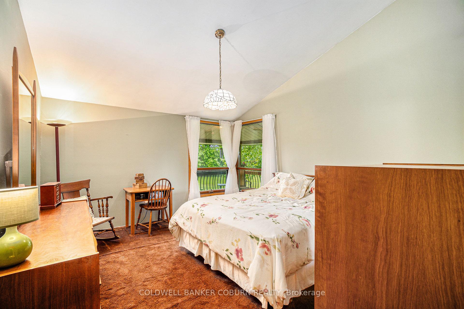 Photo 10 of 1025 Hyndman Road, Edwardsburgh/Cardinal, Edwardsburgh/Cardinal Twp — HOMEH