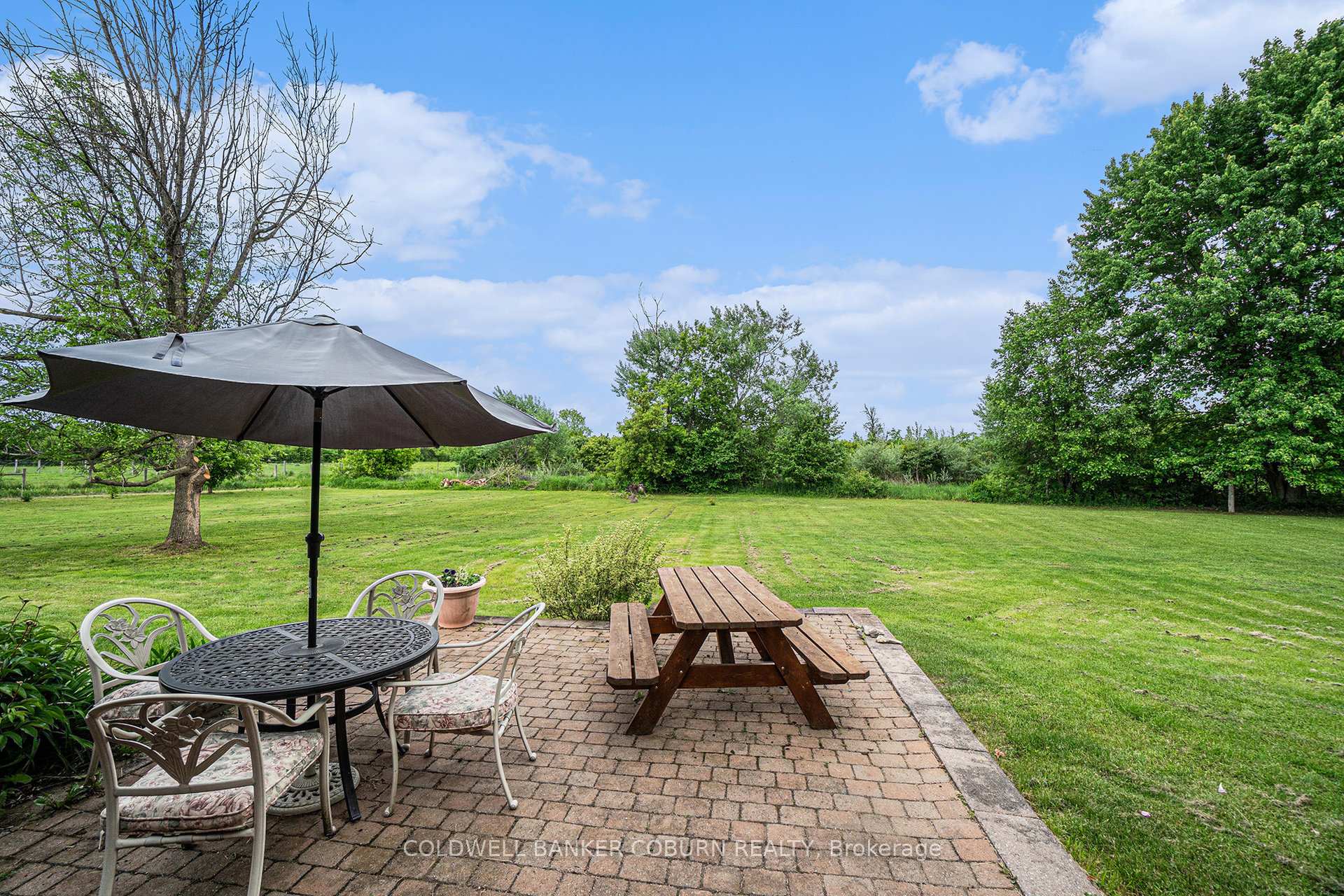 Photo 18 of 1025 Hyndman Road, Edwardsburgh/Cardinal, Edwardsburgh/Cardinal Twp — HOMEH