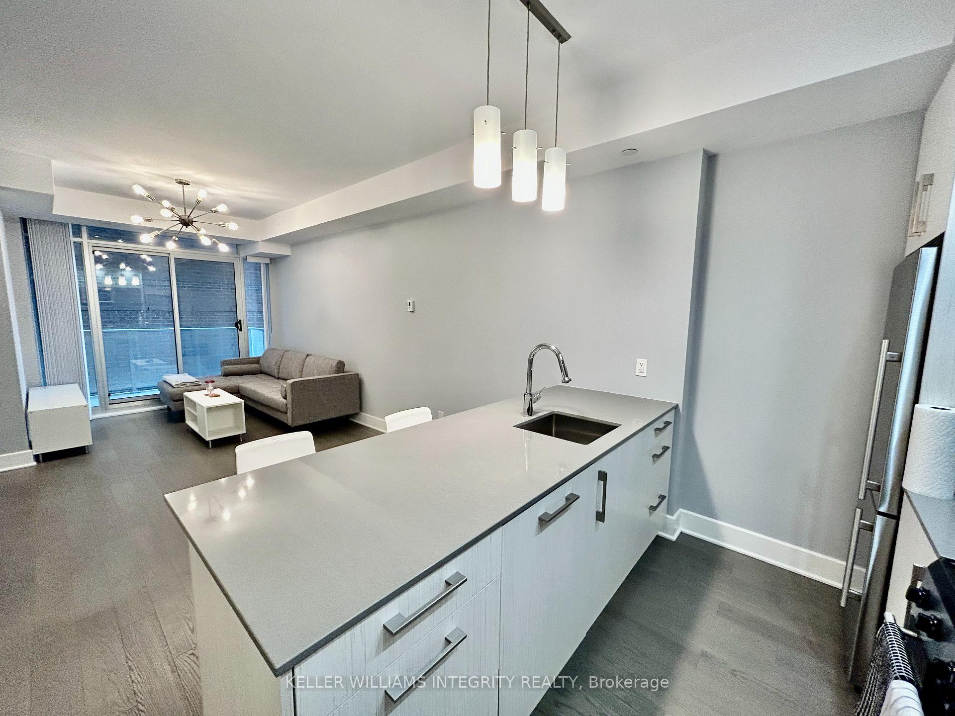 Photo 3 of Unit 506, 255 Bay Street, Ottawa, Ottawa Centre — HOMEH