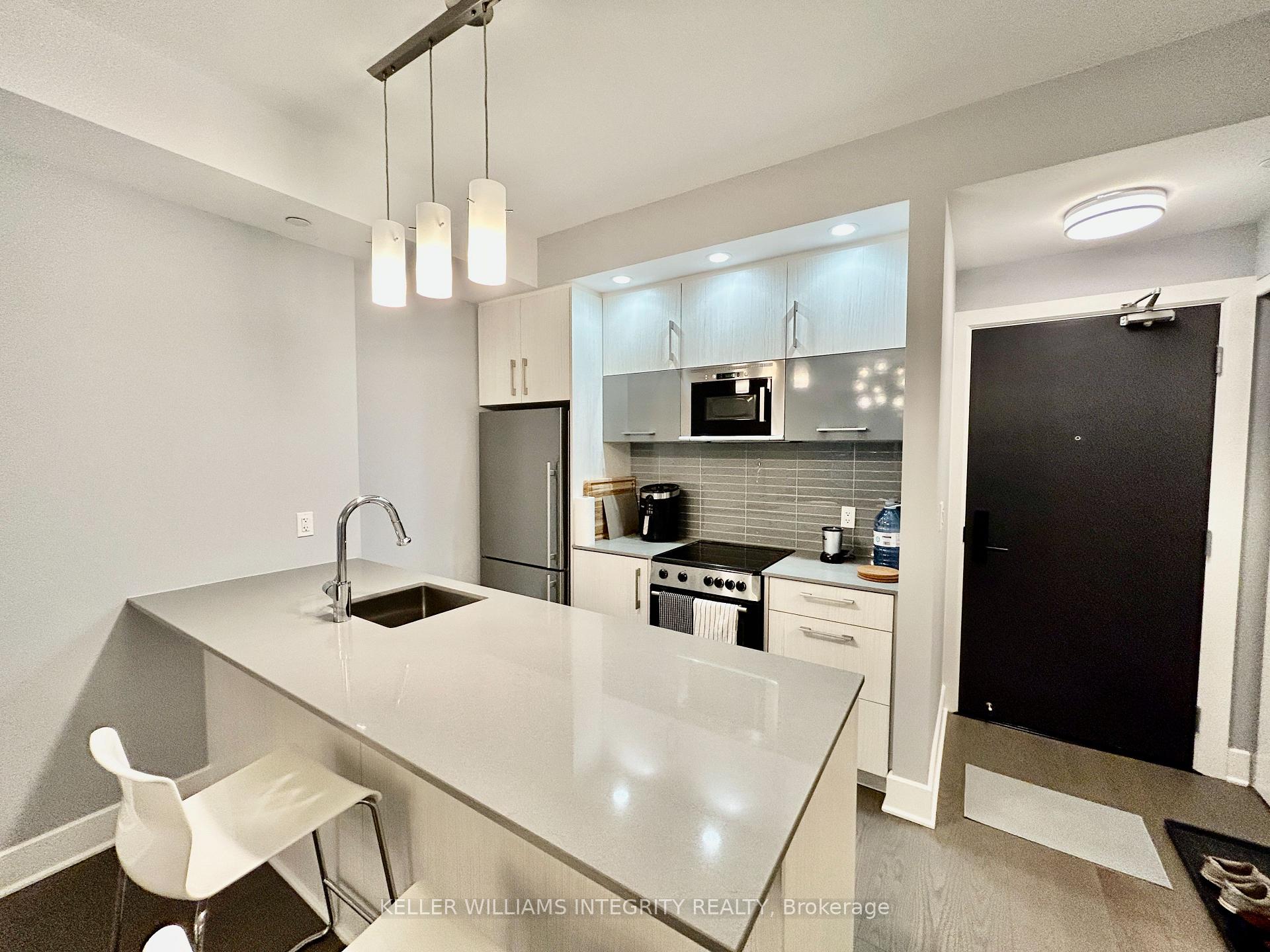 Photo 4 of Unit 506, 255 Bay Street, Ottawa, Ottawa Centre — HOMEH