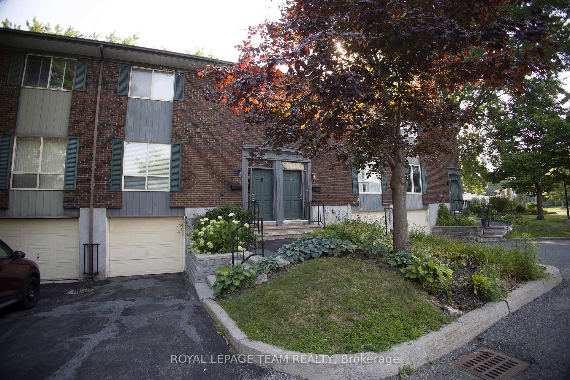 Front of Unit 75, 45 River Garden Private