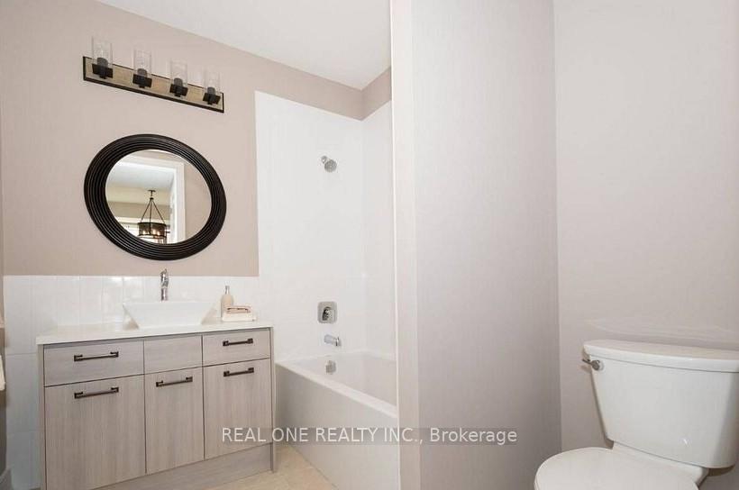 Photo 9 of Unit 1004, 150 Main Street W, Hamilton, Central — HOMEH