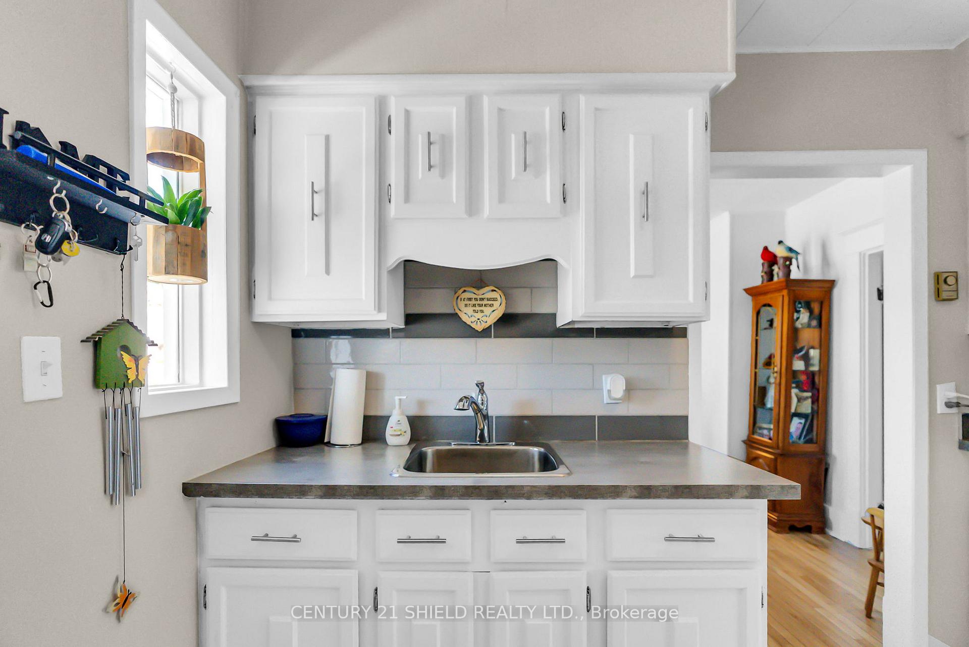 Photo 12 of 607 First Street E, Cornwall — HOMEH