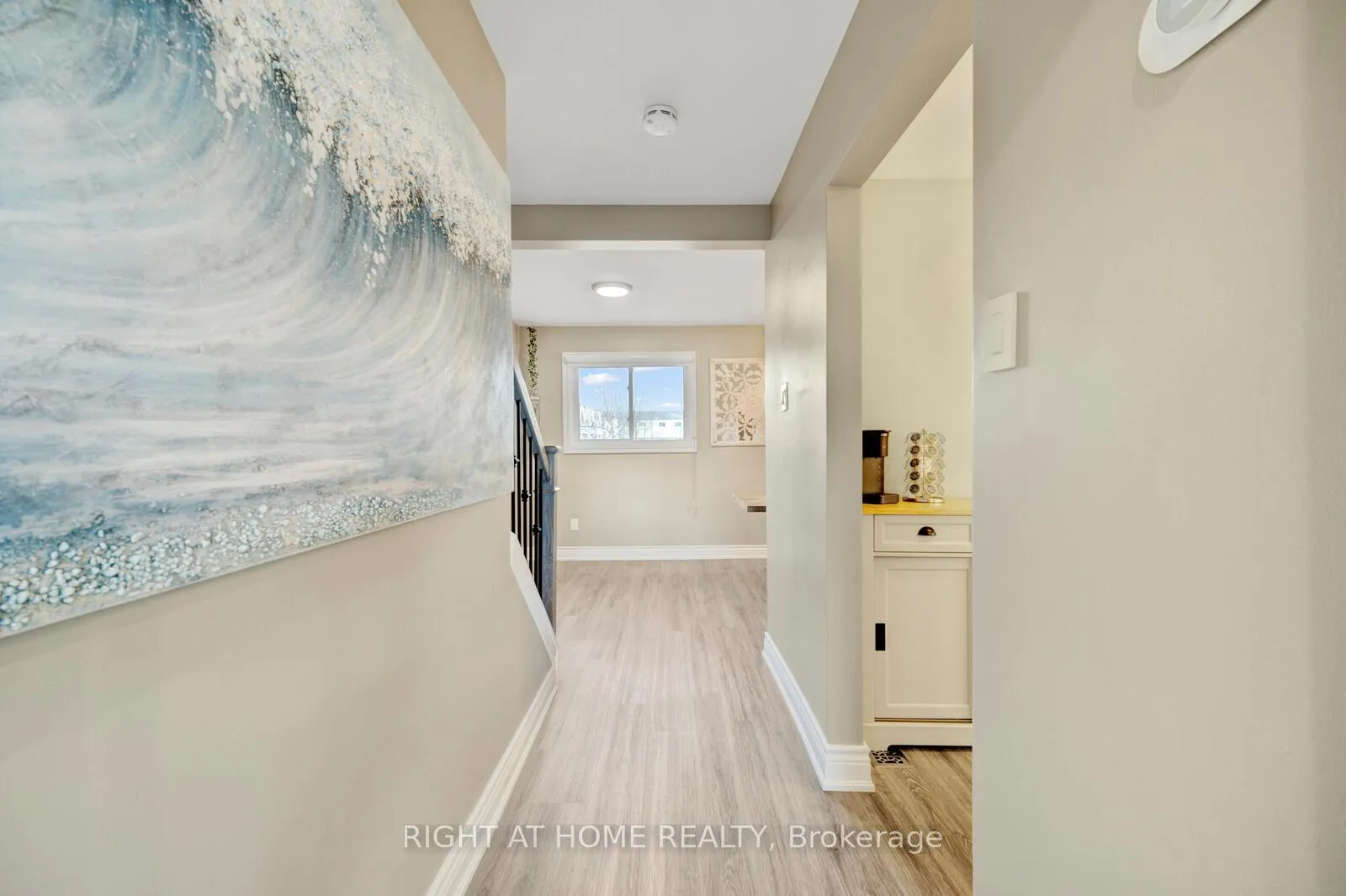 Photo 7 of Unit 3, 985 Limeridge Road E, Hamilton, Berrisfield — HOMEH