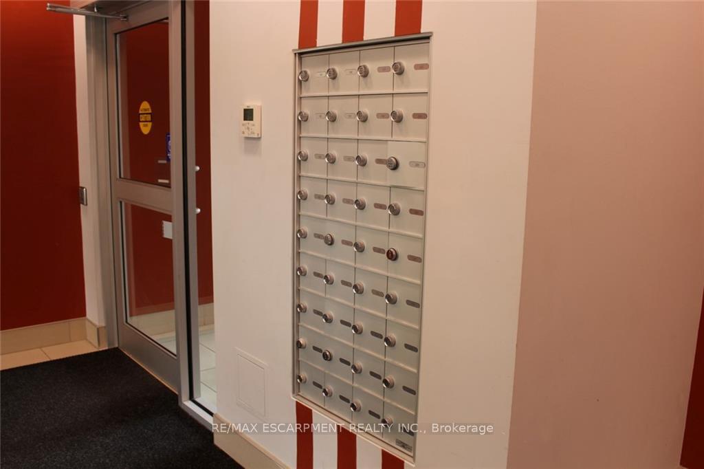 Photo 10 of Unit 507, 77 Leland Street, Hamilton, Ainslie Wood — HOMEH