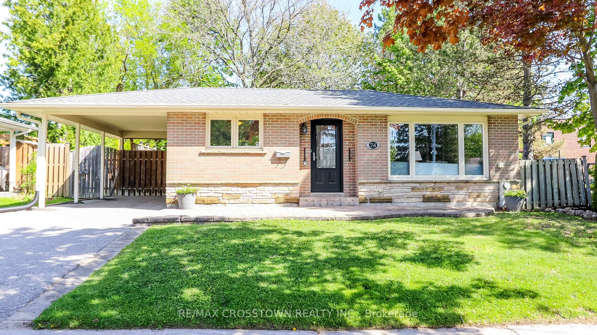 Photo 1 of 74 Devins Drive, Aurora, Aurora Heights — HOMEH