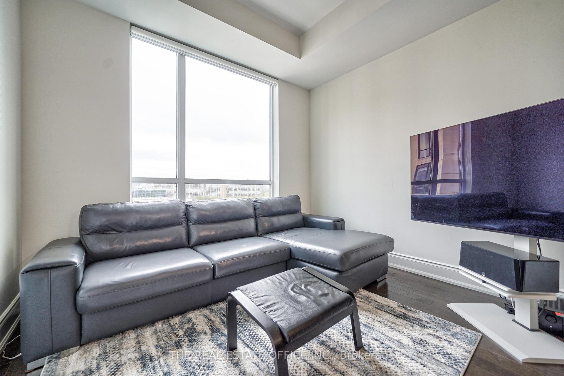 Photo 15 of Unit 916, 23 Glebe Road W, Toronto, Yonge-Eglinton — HOMEH