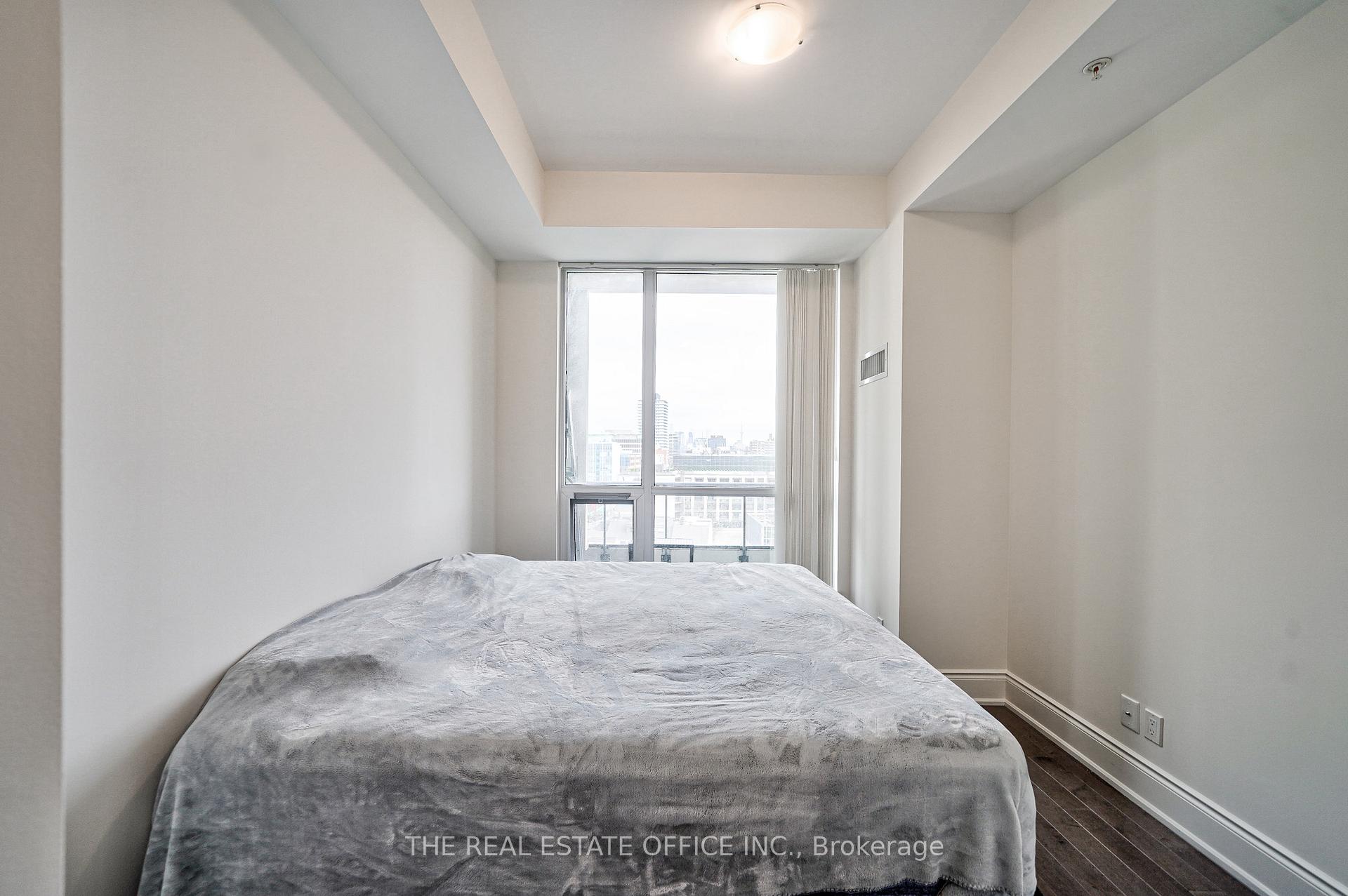 Photo 23 of Unit 916, 23 Glebe Road W, Toronto, Yonge-Eglinton — HOMEH