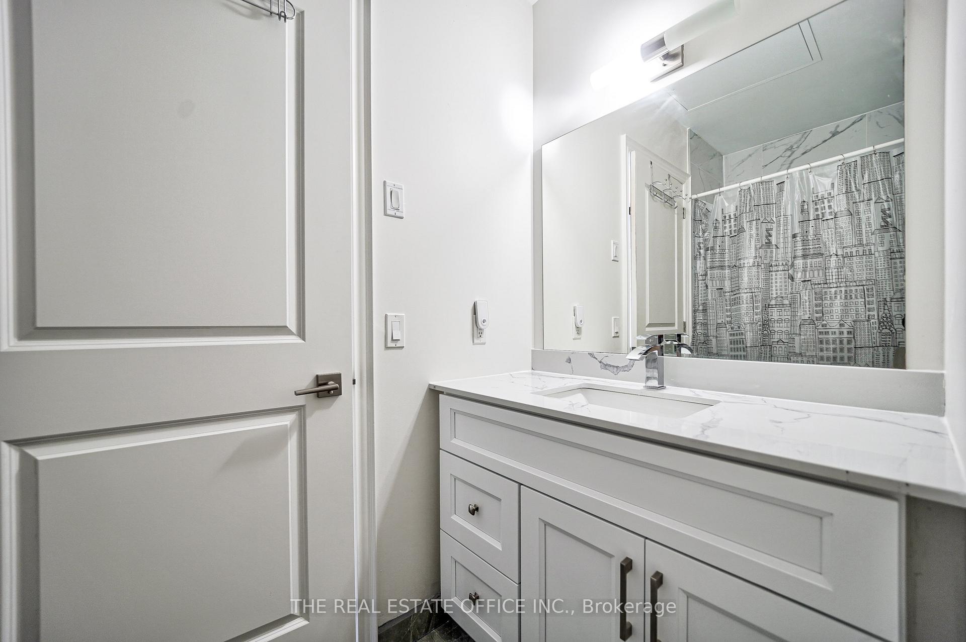 Photo 27 of Unit 916, 23 Glebe Road W, Toronto, Yonge-Eglinton — HOMEH