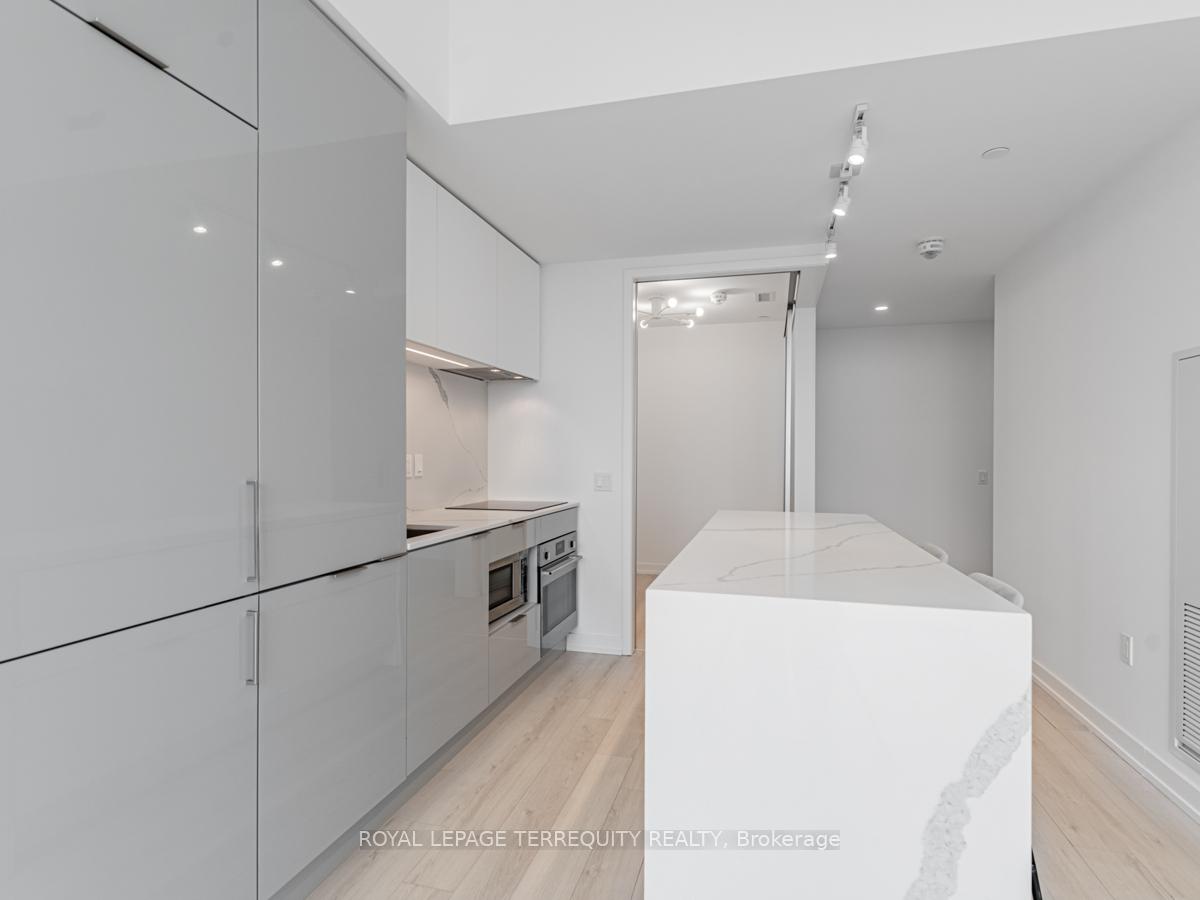 Photo 5 of Unit 2605, 33 Helendale Avenue, Toronto, Yonge-Eglinton — HOMEH