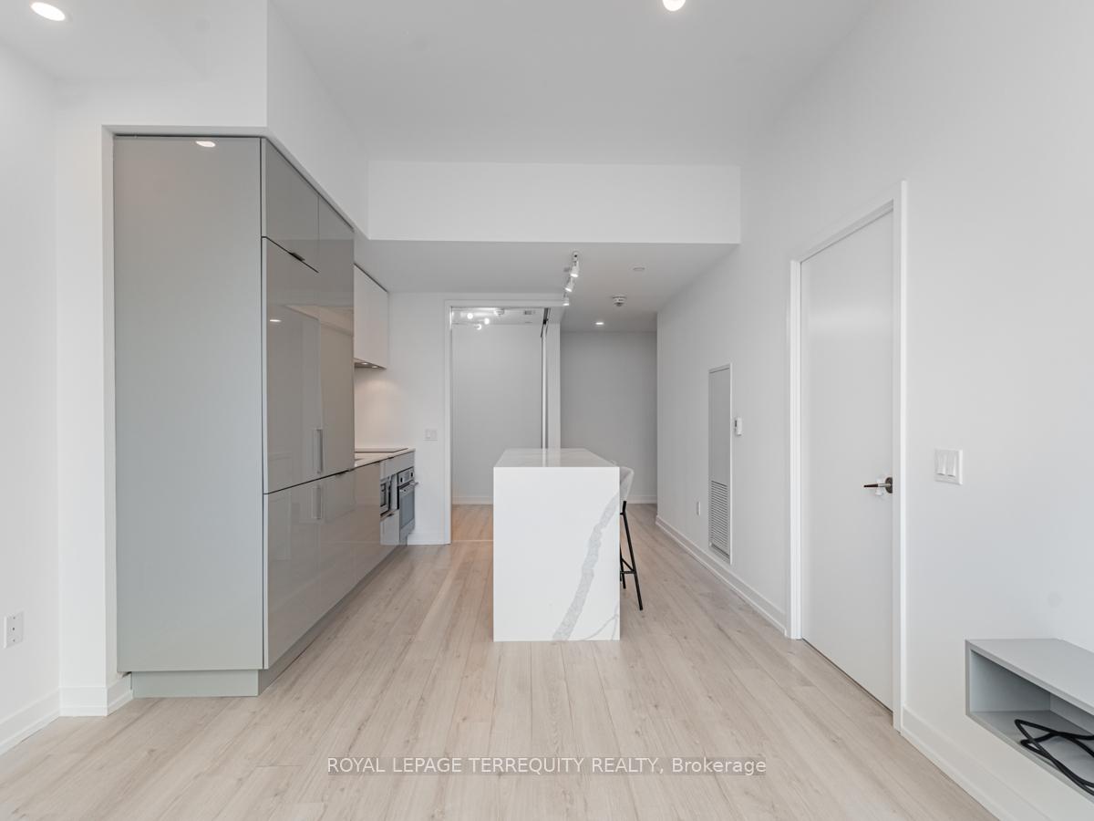 Photo 12 of Unit 2605, 33 Helendale Avenue, Toronto, Yonge-Eglinton — HOMEH