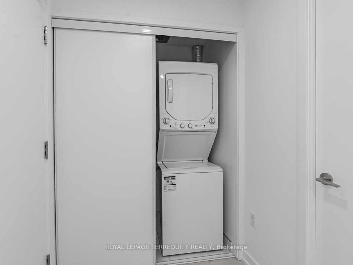 Photo 21 of Unit 2605, 33 Helendale Avenue, Toronto, Yonge-Eglinton — HOMEH