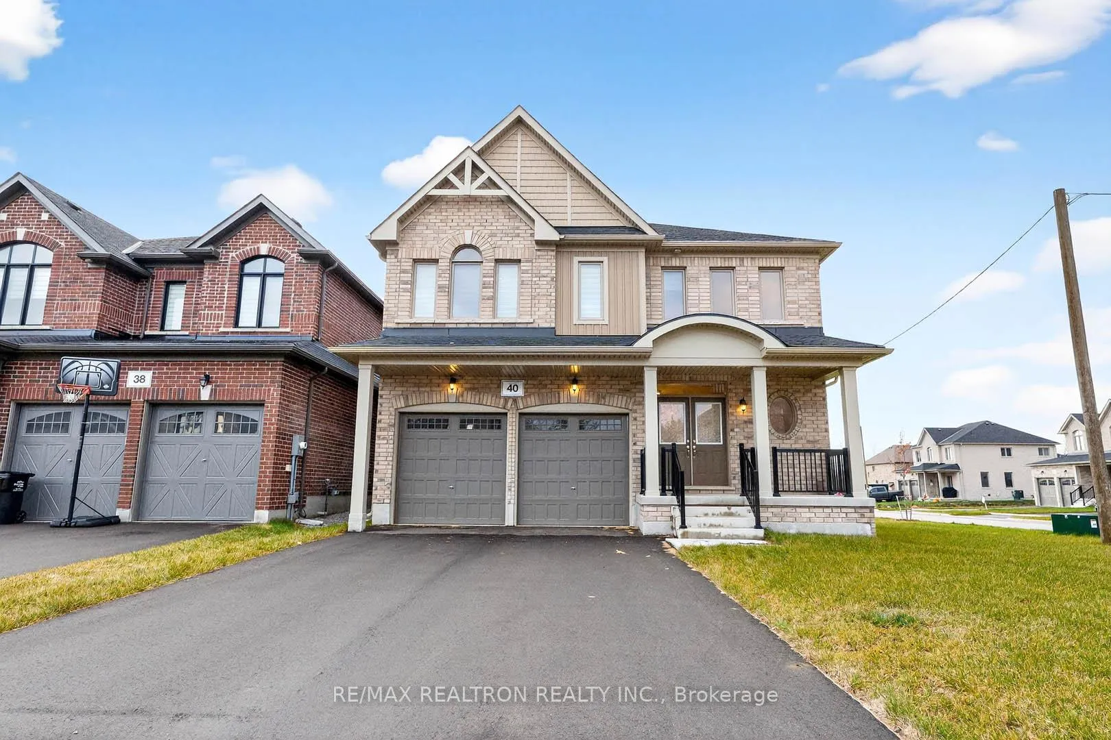 Front of 40 Wakefield Boulevard
