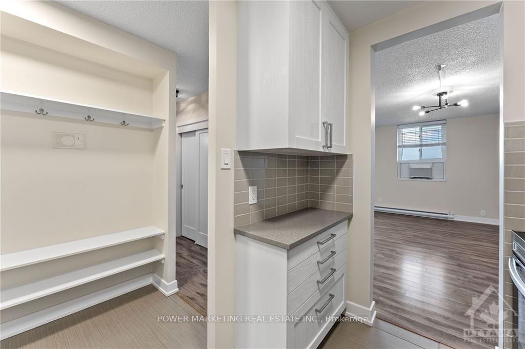 Photo 11 of Unit 410, 2020 Jasmine Crescent, Ottawa, Beacon Hill South — HOMEH