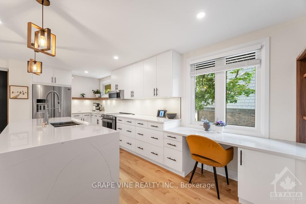 Photo 5 of Unit 10, 655 Richmond Road, Ottawa, Woodroffe — HOMEH