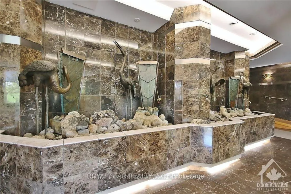 Photo 3 of Unit 703, 2760 Carousel Crescent, Ottawa, Emerald Woods/Sawmill Creek — HOMEH