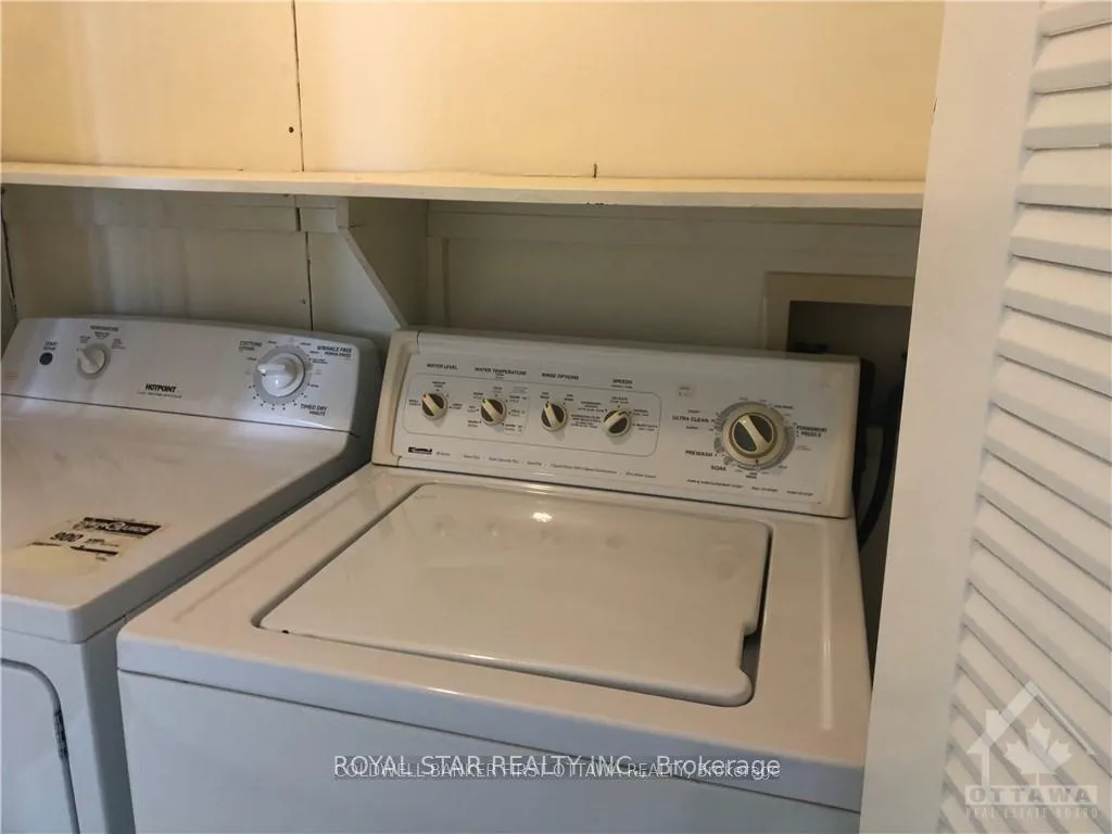 Photo 15 of Unit 703, 2760 Carousel Crescent, Ottawa, Emerald Woods/Sawmill Creek — HOMEH