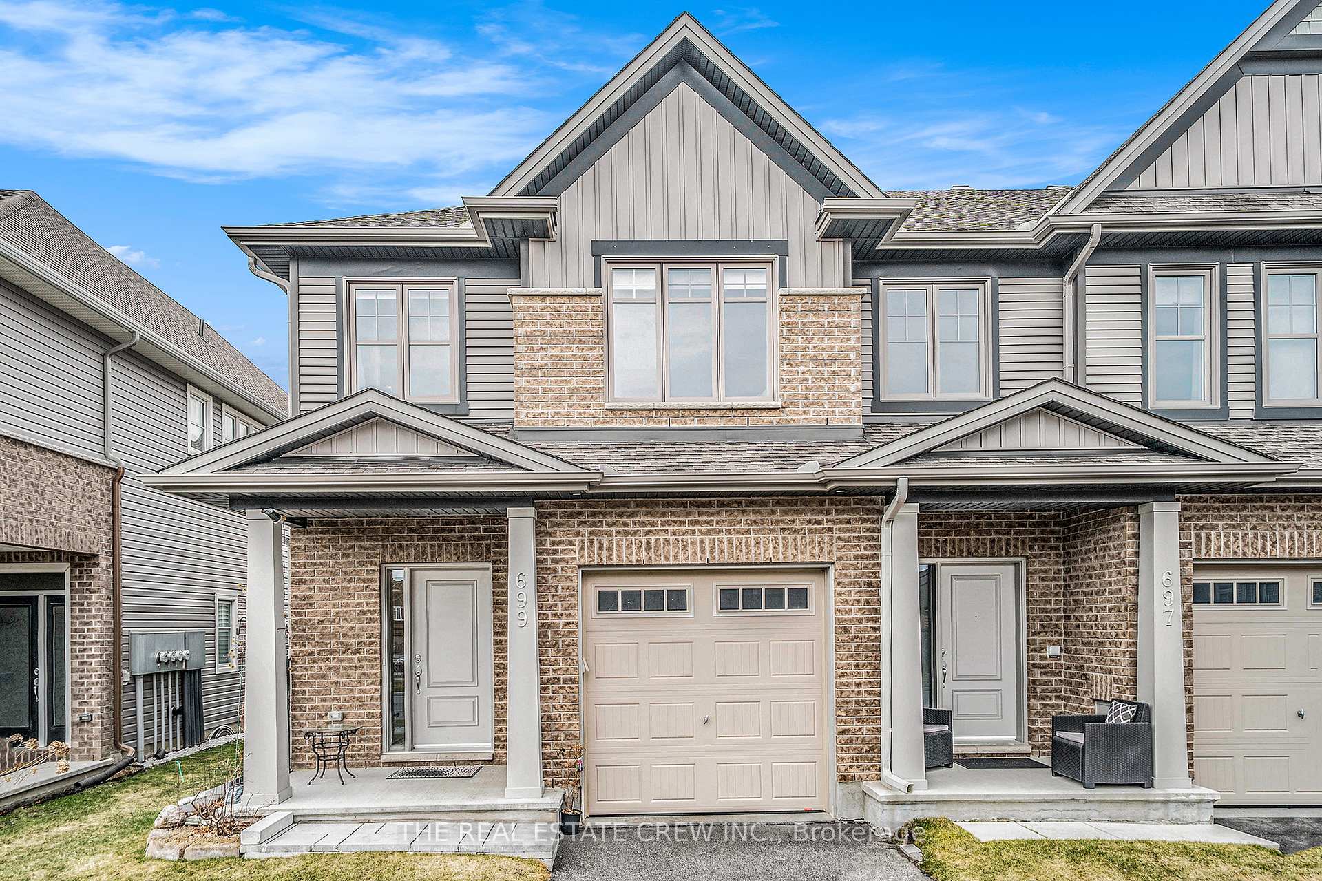 Front of 699 Sora Way