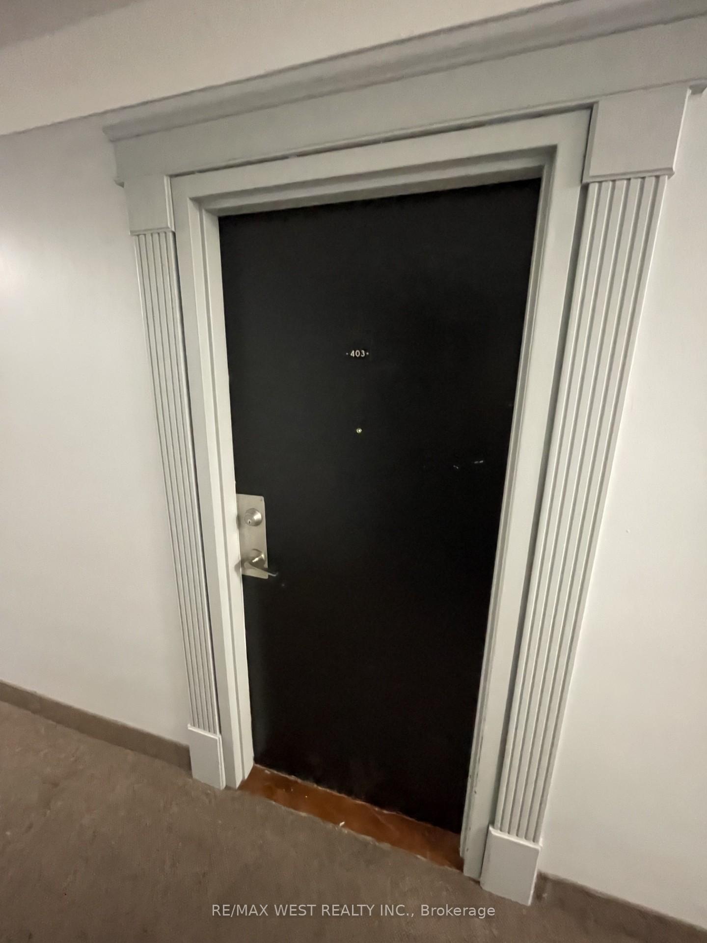 Photo 2 of Unit 403, 15 Albright Road, Hamilton, Vincent — HOMEH