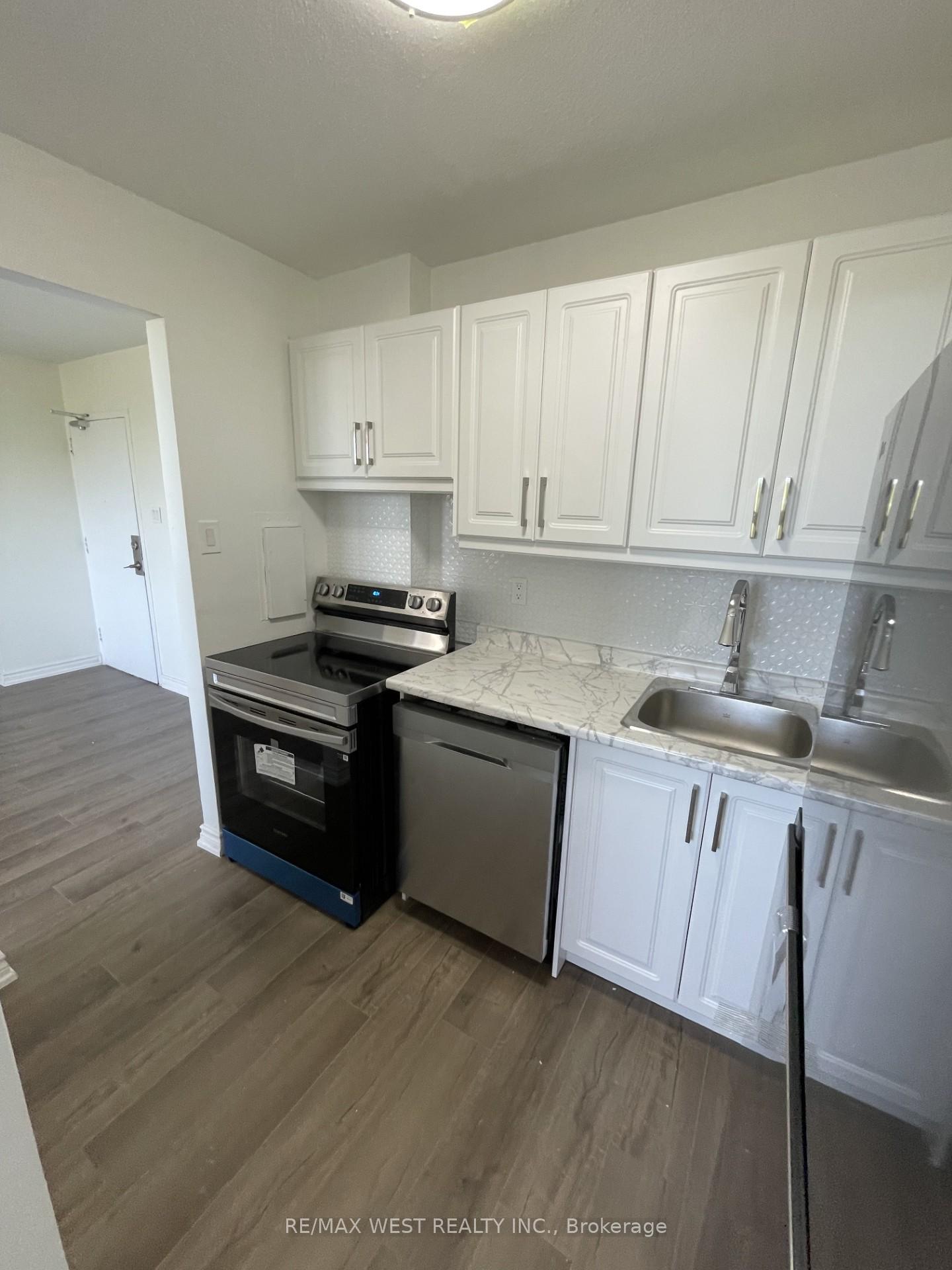 Photo 10 of Unit 403, 15 Albright Road, Hamilton, Vincent — HOMEH