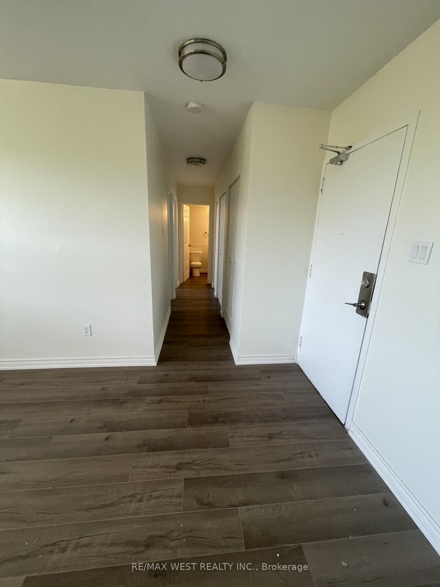 Photo 13 of Unit 403, 15 Albright Road, Hamilton, Vincent — HOMEH
