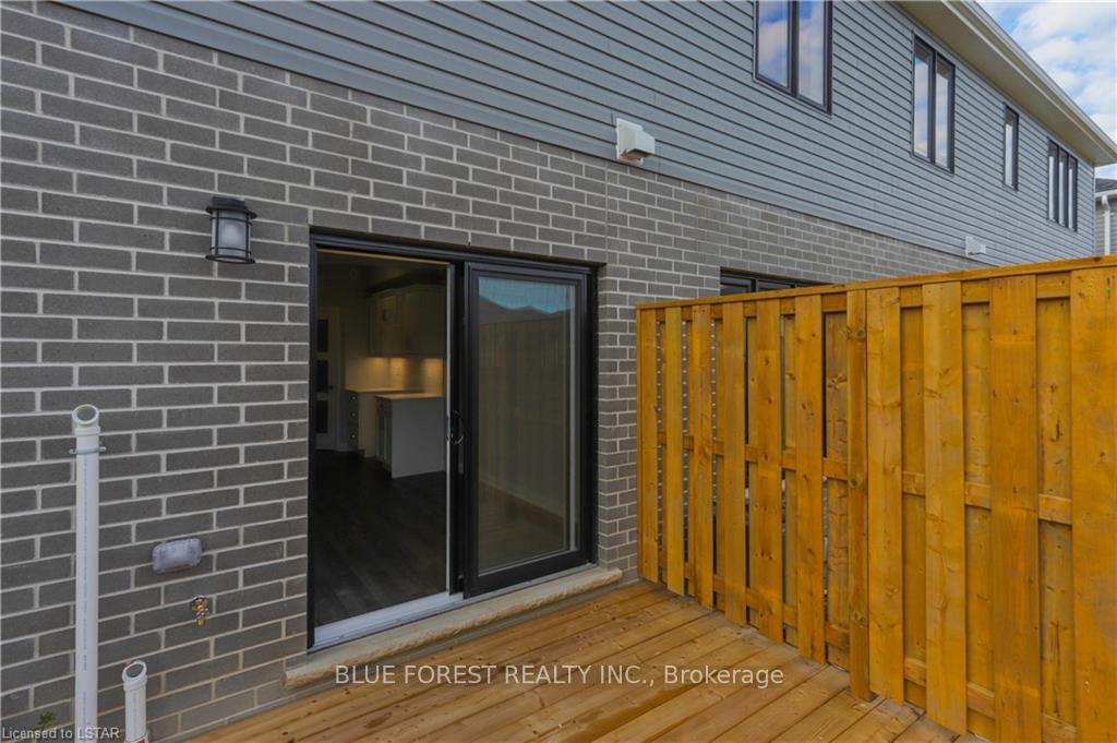 Photo 24 of Unit 12, 1 Miller Drive, Lucan Biddulph, Lucan — HOMEH