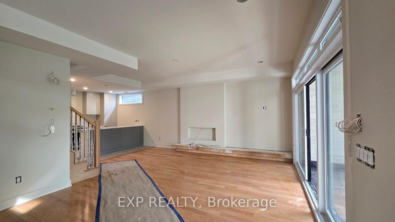 Photo 4 of Unit #A, 514 Roosevelt Avenue, Ottawa, McKellar/Highland — HOMEH