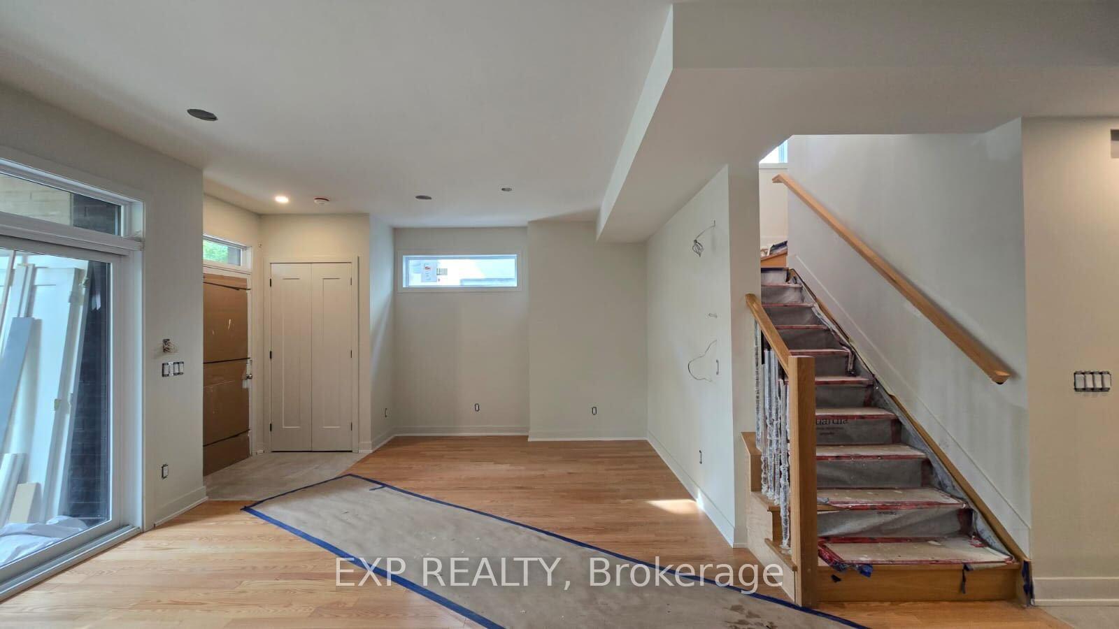 Photo 11 of Unit #A, 514 Roosevelt Avenue, Ottawa, McKellar/Highland — HOMEH