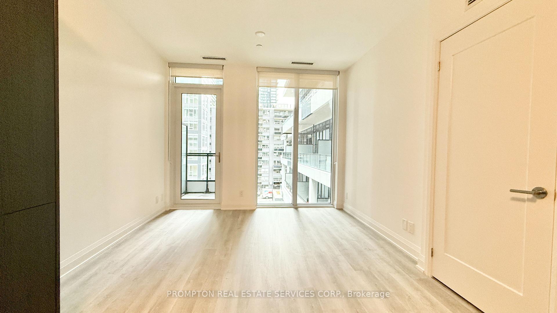 Photo 2 of Unit 421, 65 Broadway Avenue, Toronto, Mount Pleasant West — HOMEH