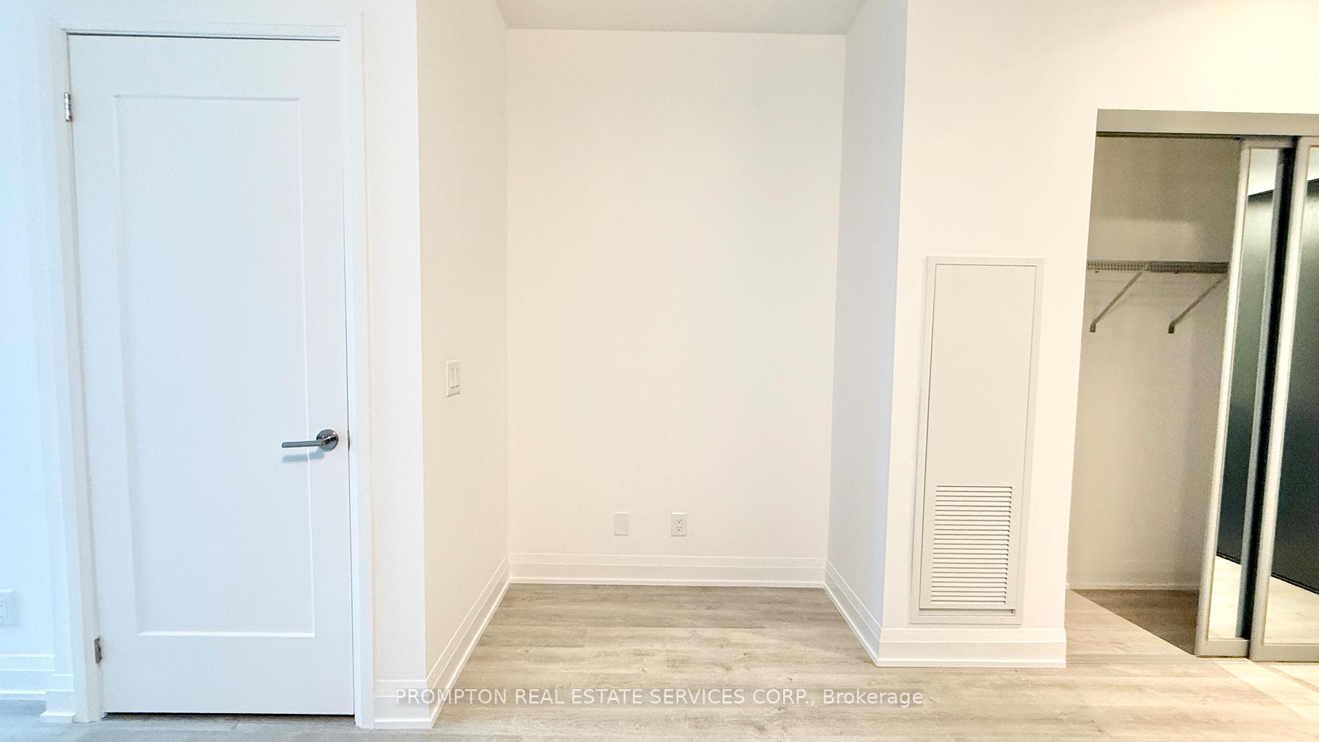 Photo 7 of Unit 421, 65 Broadway Avenue, Toronto, Mount Pleasant West — HOMEH