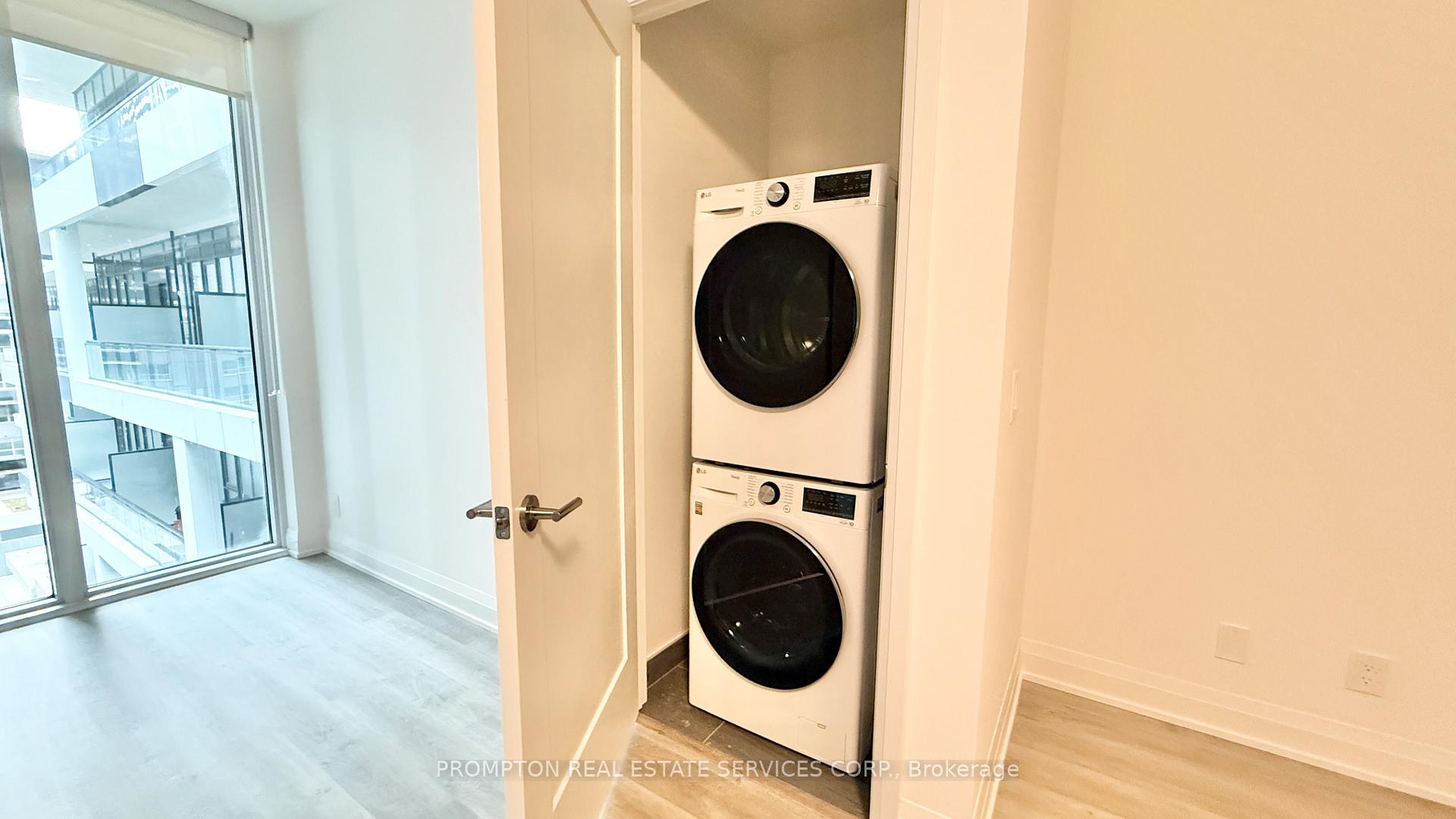 Photo 10 of Unit 421, 65 Broadway Avenue, Toronto, Mount Pleasant West — HOMEH