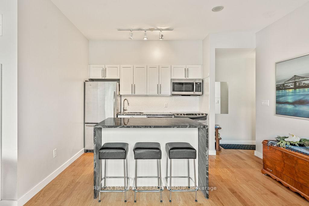Photo 13 of Unit 308, 383 Cumberland Street, Ottawa, Lower Town/Byward Market — HOMEH