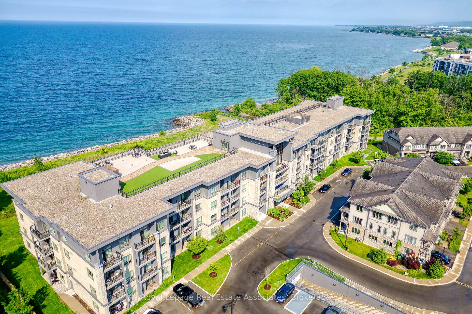 Front of Unit 111, 35 Southshore Crescent