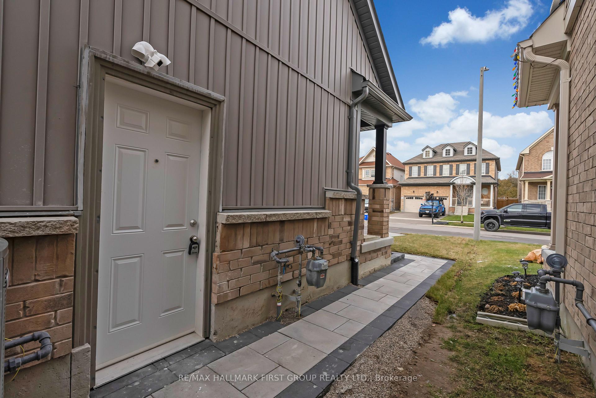 Photo 18 of Unit BSMT, 218 Bruce Cameron Drive, Clarington, Bowmanville — HOMEH