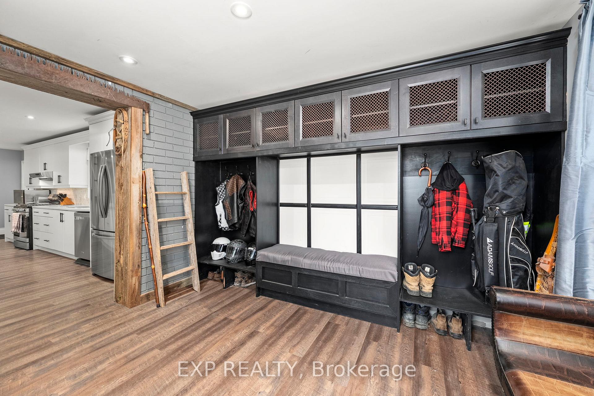 Photo 5 of 24115 Thorah Park Boulevard, Brock, Beaverton — HOMEH