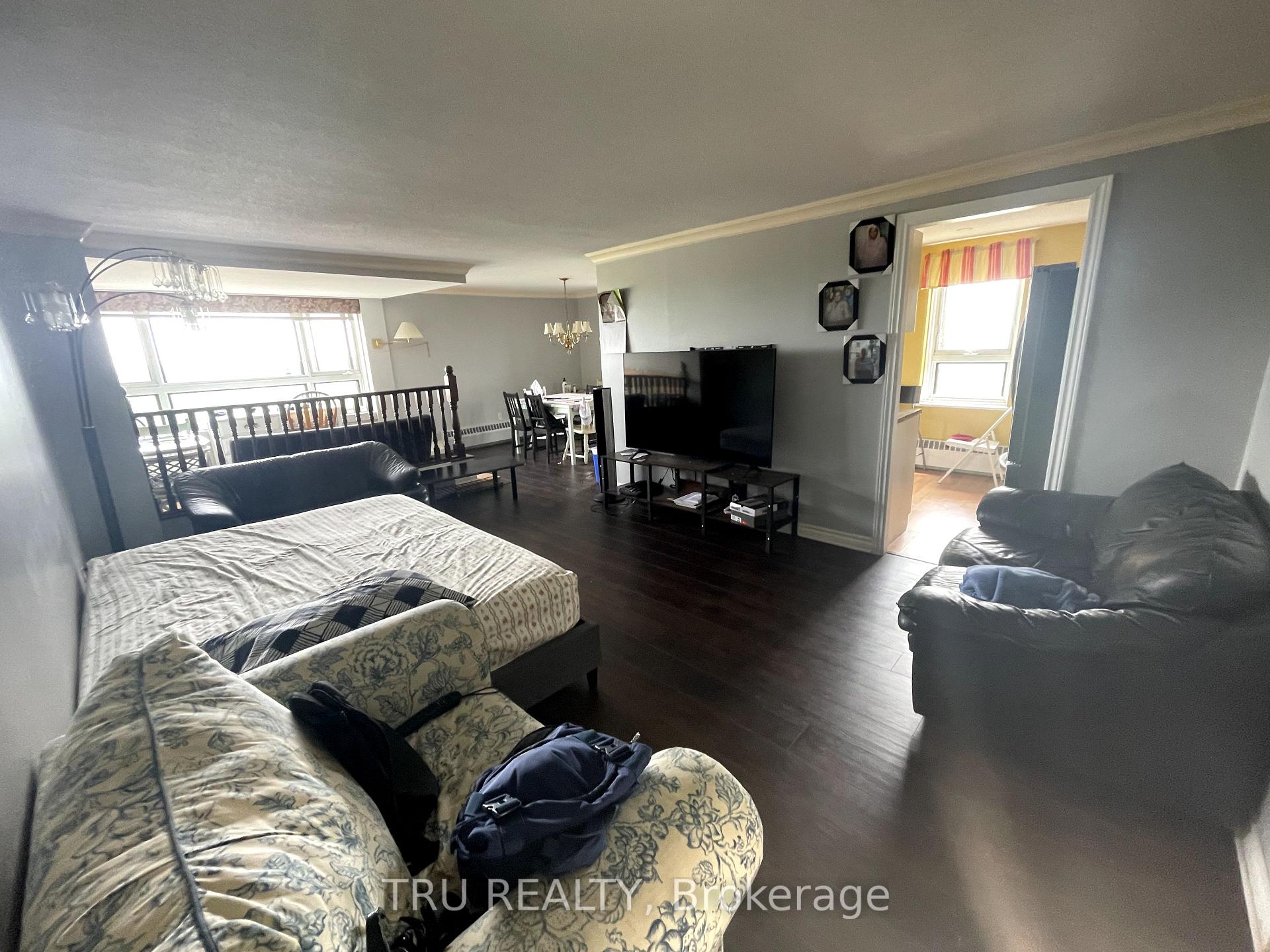 Photo 3 of Unit 904, 1356 Meadowlands Drive E, Ottawa, Borden Farm/Stewart Farm/Carleton Heights/Parkwood Hills — HOMEH