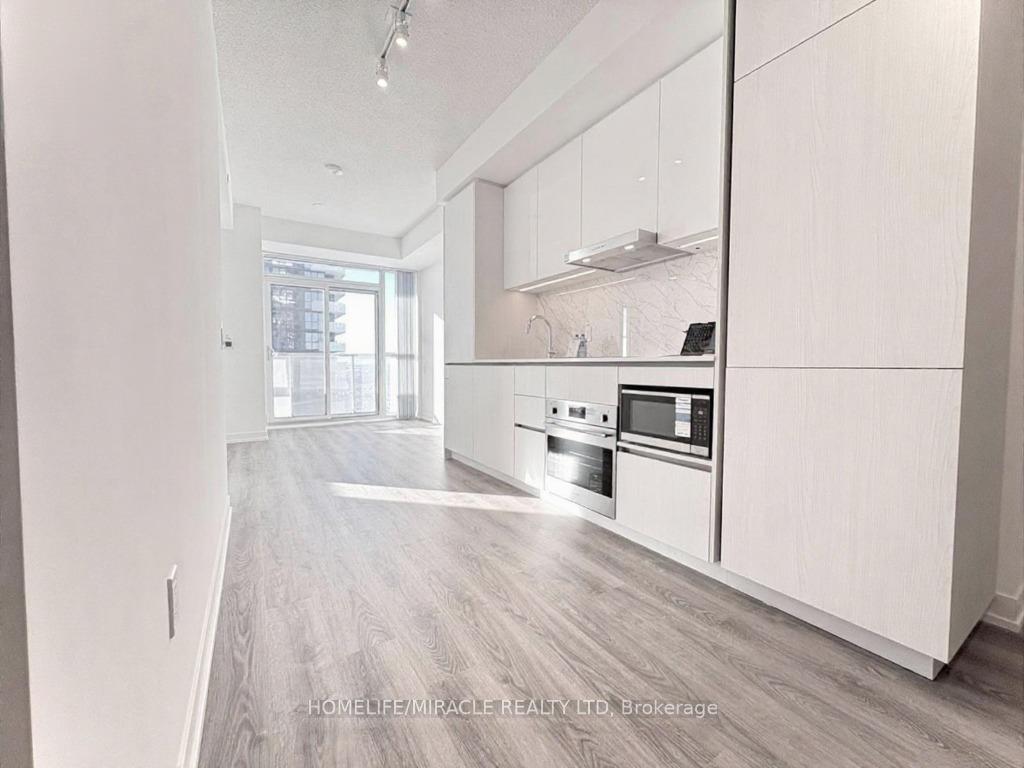 Photo 3 of Unit 2201, 8 Interchange Way, Vaughan, Vaughan Corporate Centre — HOMEH