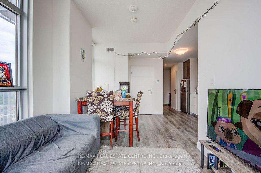 Photo 10 of Unit 1809, 60 Frederick Street, Kitchener, City Commercial Core — HOMEH