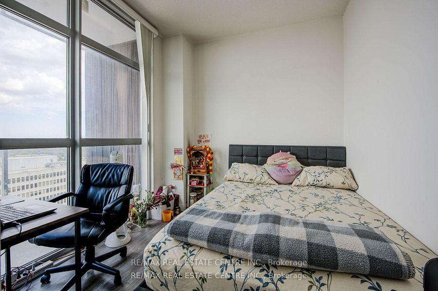 Photo 11 of Unit 1809, 60 Frederick Street, Kitchener, City Commercial Core — HOMEH