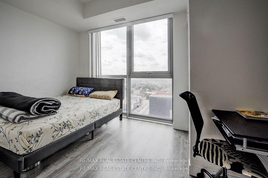 Photo 12 of Unit 1809, 60 Frederick Street, Kitchener, City Commercial Core — HOMEH