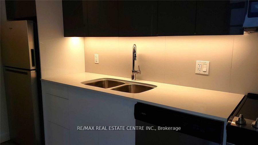 Photo 20 of Unit 1809, 60 Frederick Street, Kitchener, City Commercial Core — HOMEH