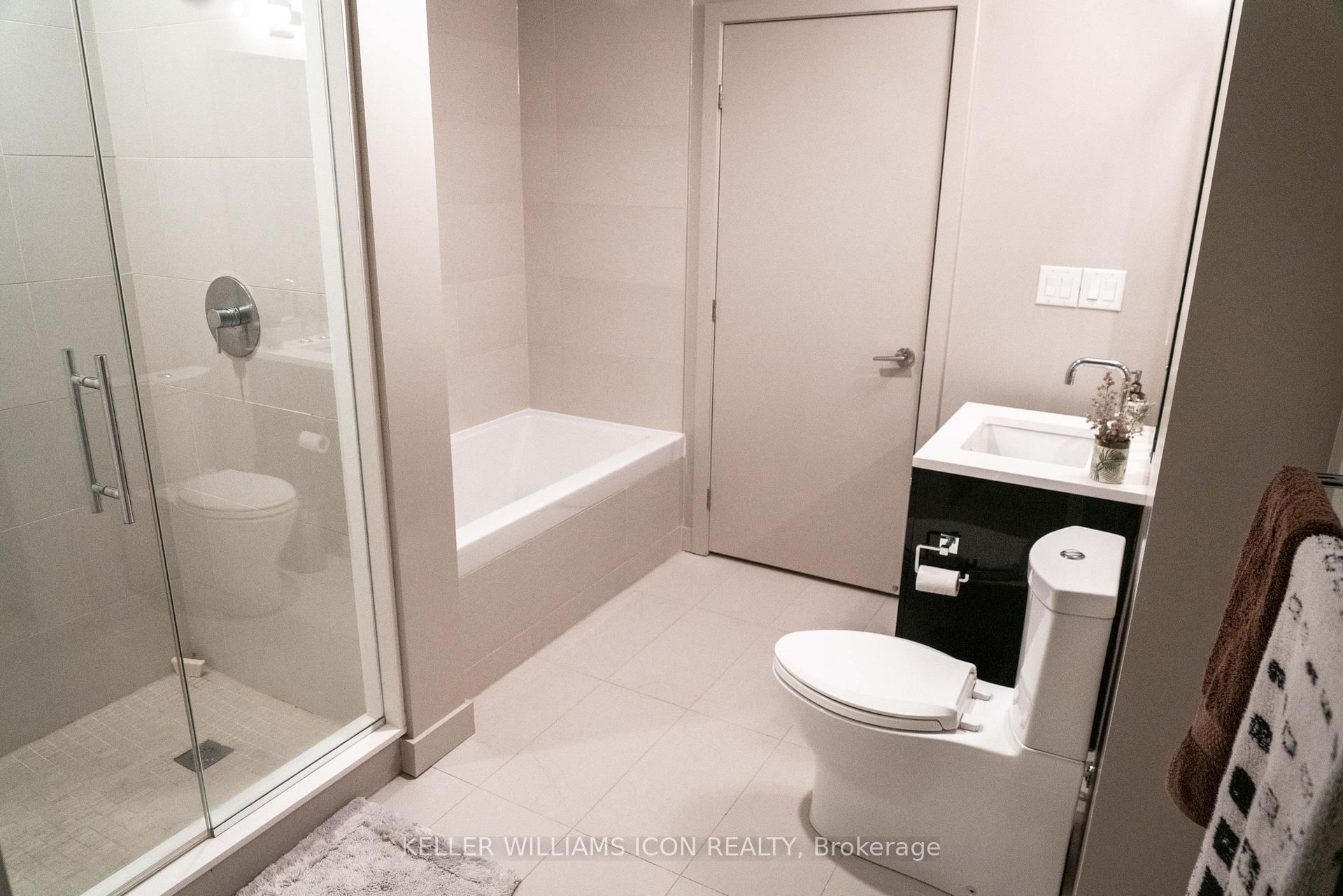 Photo 7 of Unit 911, 224 Lyon Street N, Ottawa, Ottawa Centre — HOMEH
