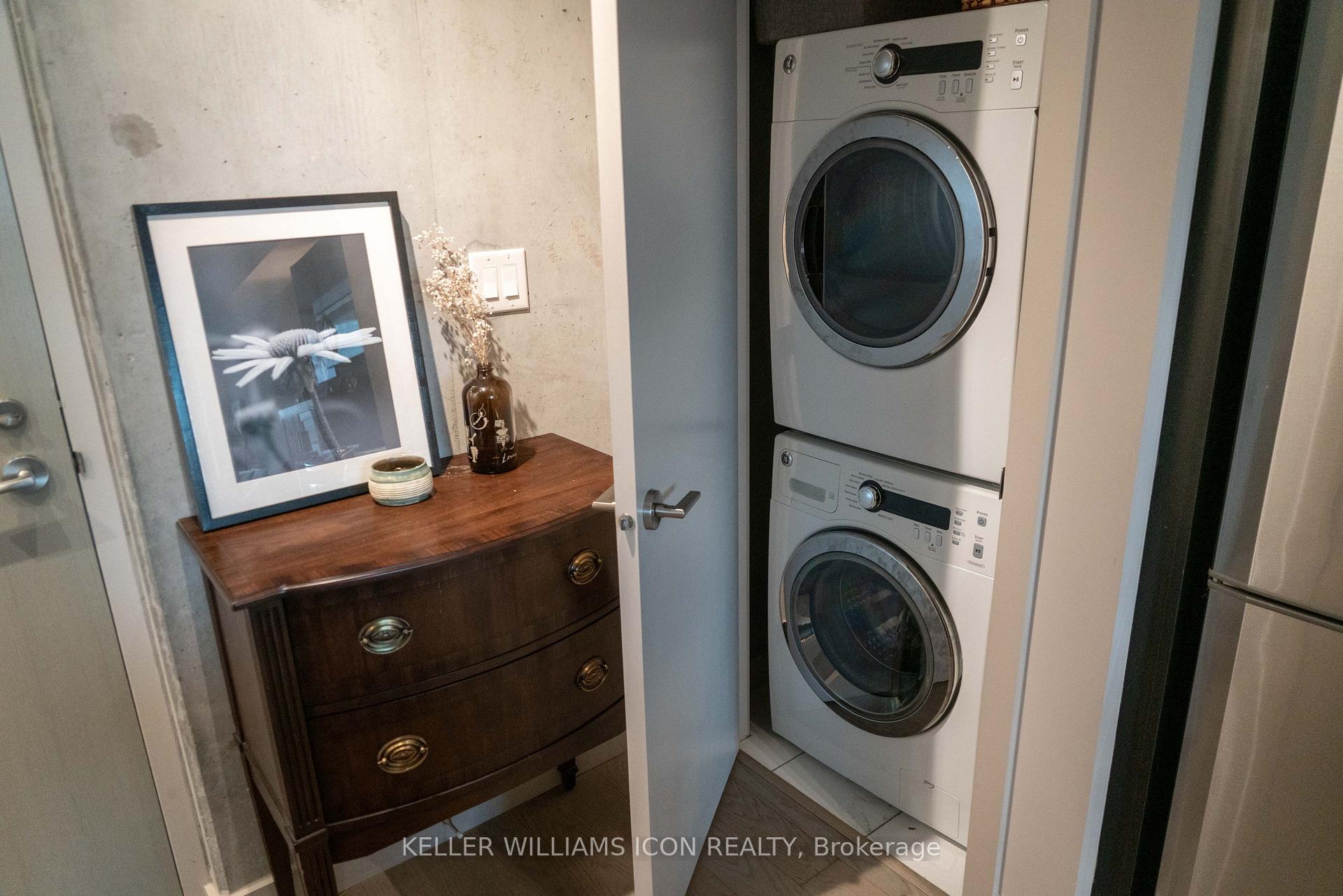 Photo 15 of Unit 911, 224 Lyon Street N, Ottawa, Ottawa Centre — HOMEH