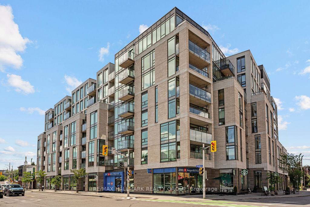 Front of Unit 401, 411 Mackay Street