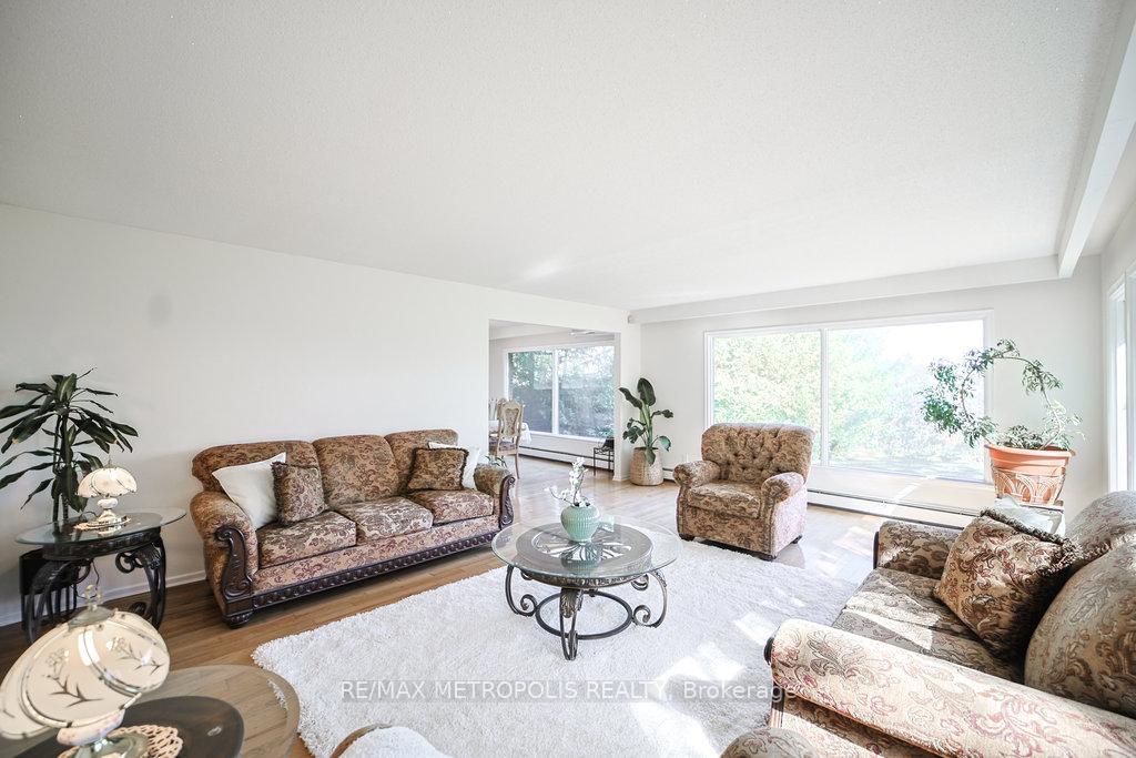 Photo 9 of 186 Pinedale Lane, Gravenhurst, Muskoka (S) — HOMEH