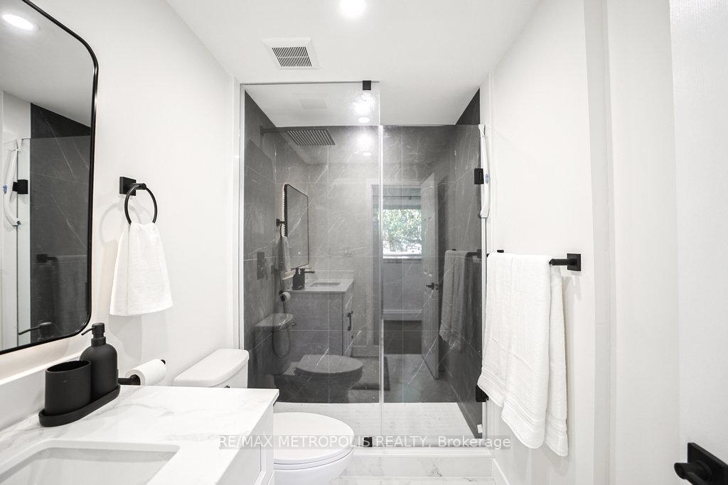Photo 19 of 186 Pinedale Lane, Gravenhurst, Muskoka (S) — HOMEH