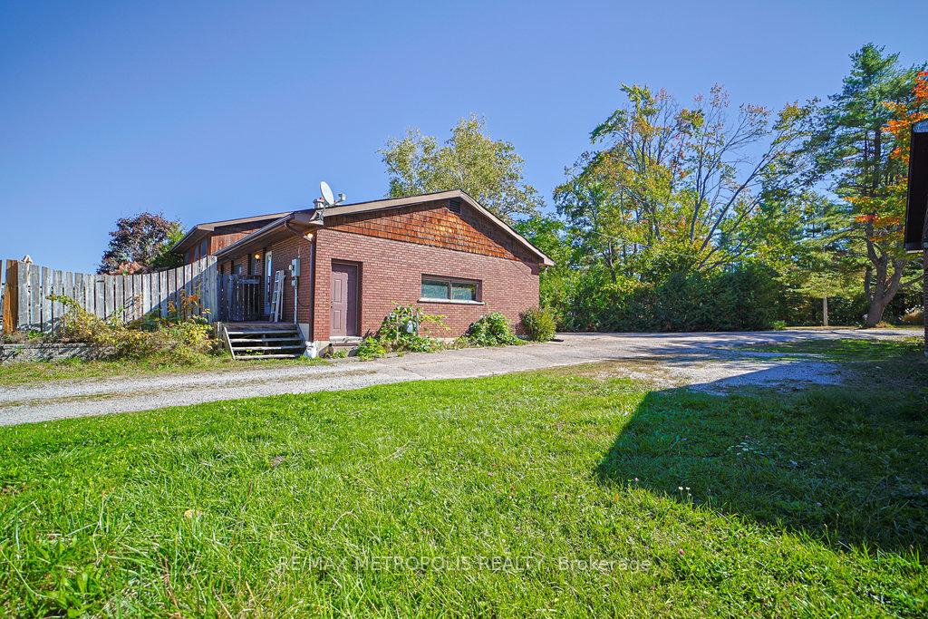 Photo 30 of 186 Pinedale Lane, Gravenhurst, Muskoka (S) — HOMEH