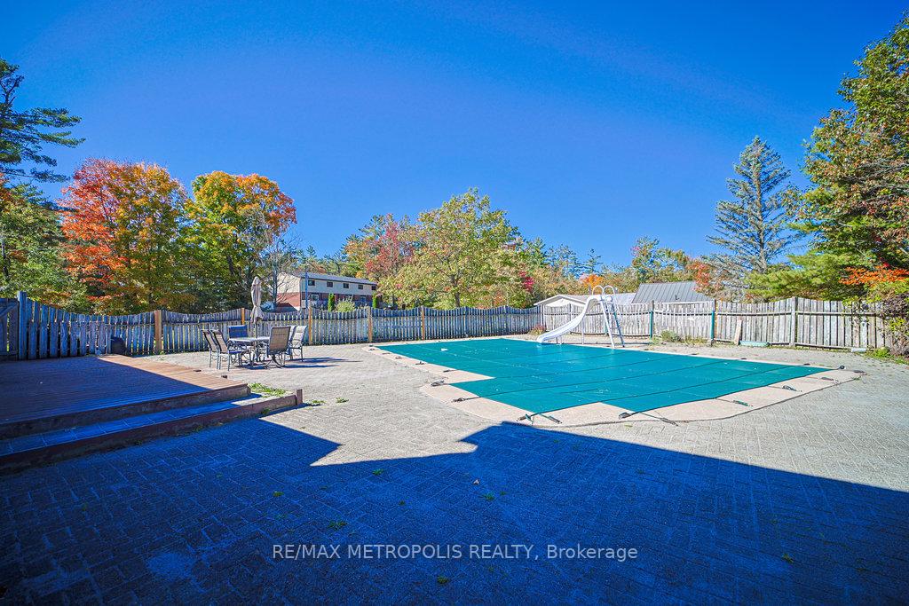 Photo 31 of 186 Pinedale Lane, Gravenhurst, Muskoka (S) — HOMEH