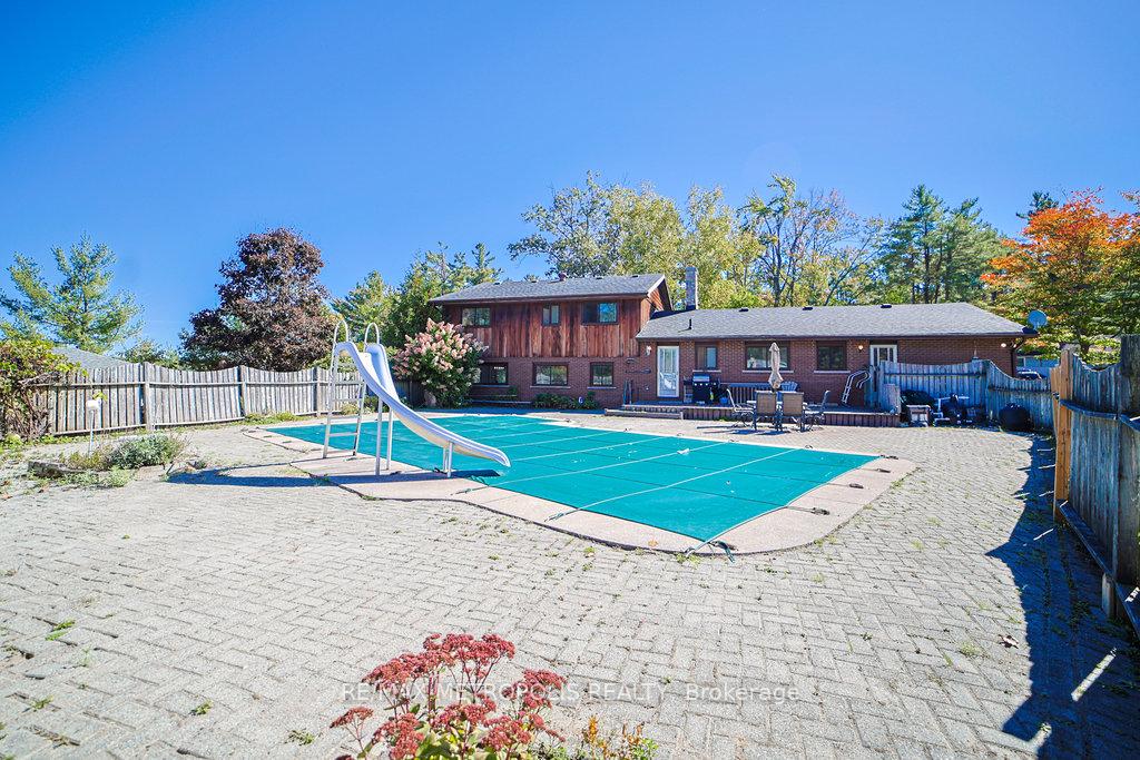 Photo 32 of 186 Pinedale Lane, Gravenhurst, Muskoka (S) — HOMEH